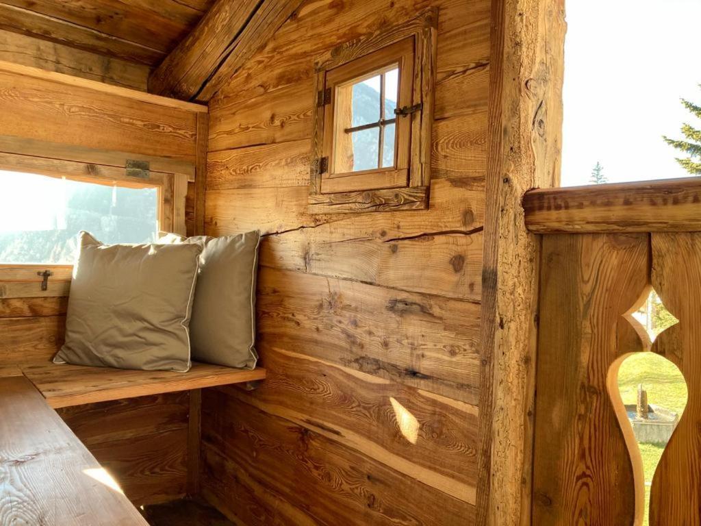 La Placette - Albergo Diffuso E Trattoria Usseaux Luaran gambar