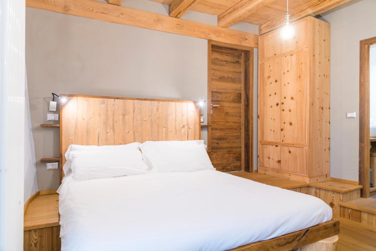La Placette - Albergo Diffuso E Trattoria Usseaux Luaran gambar