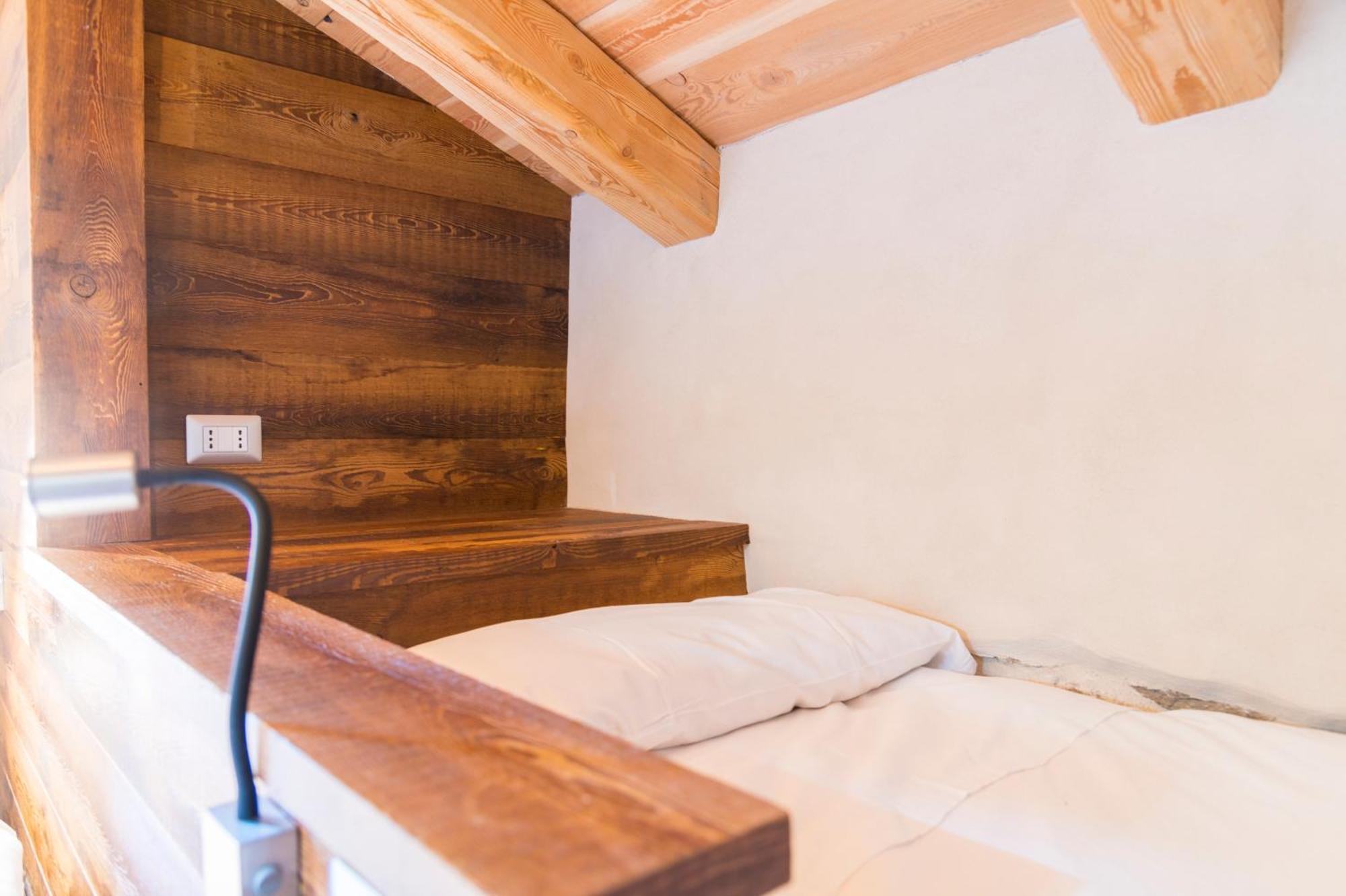 La Placette - Albergo Diffuso E Trattoria Usseaux Luaran gambar