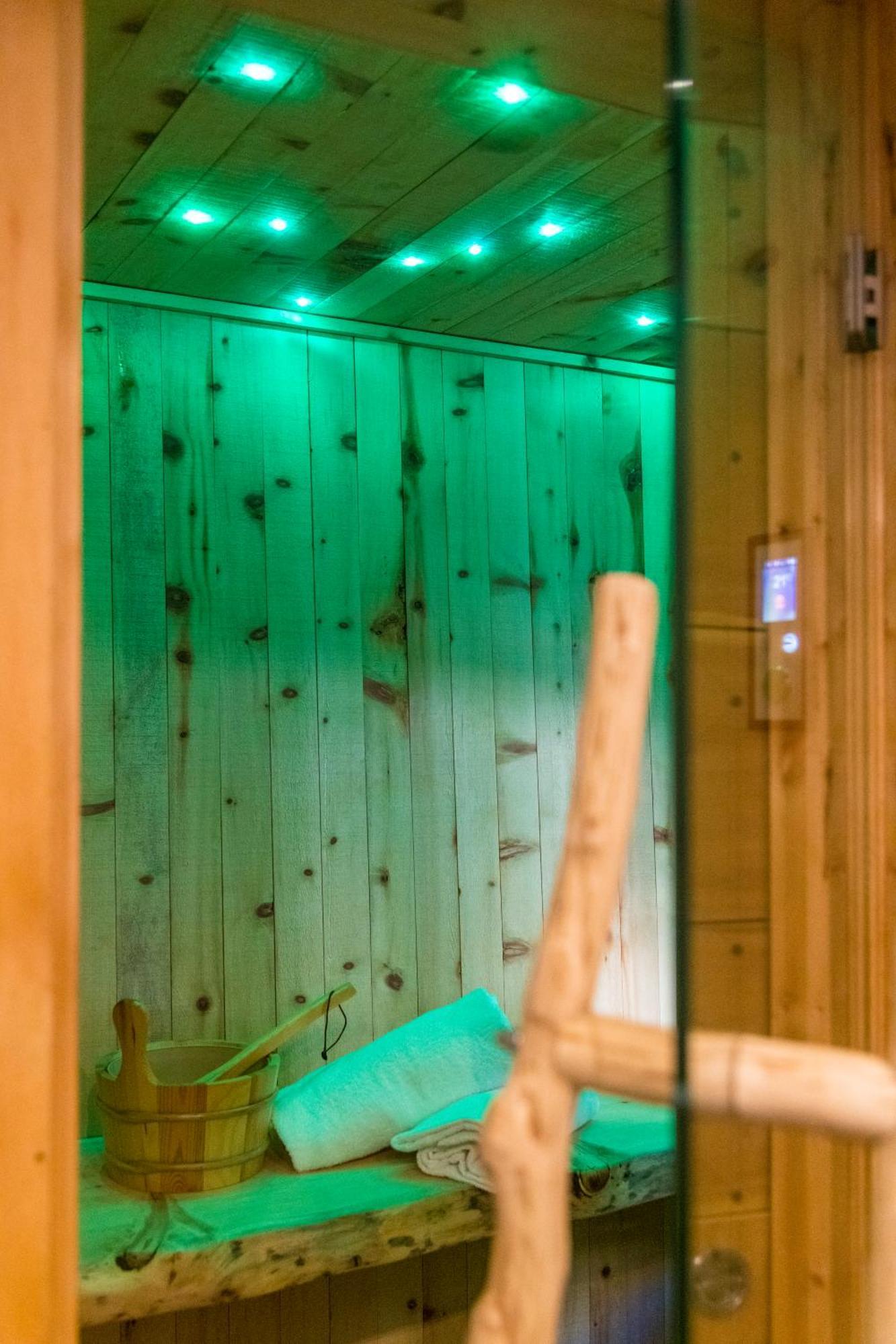 La Placette - Albergo Diffuso E Trattoria Usseaux Luaran gambar