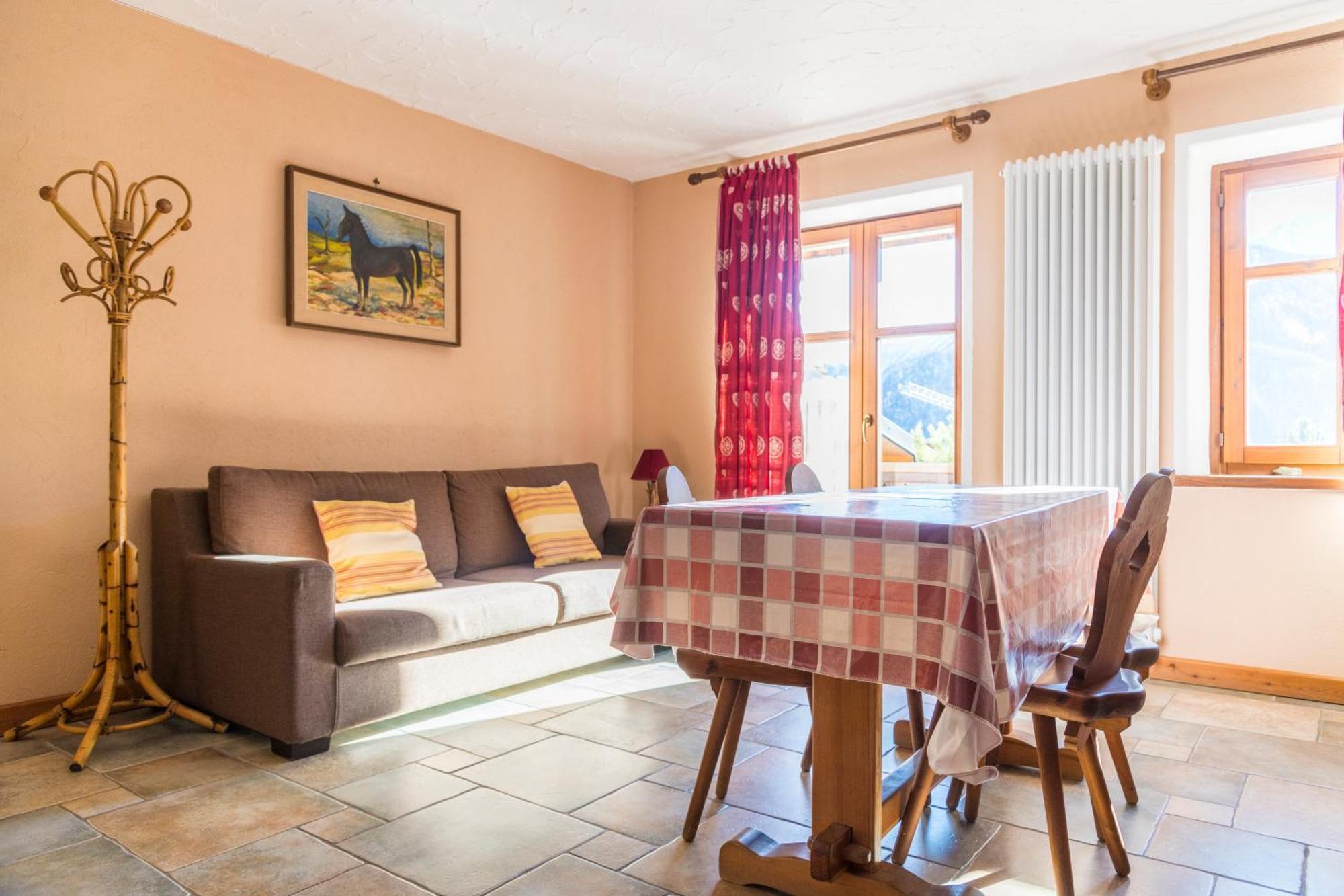 La Placette - Albergo Diffuso E Trattoria Usseaux Luaran gambar