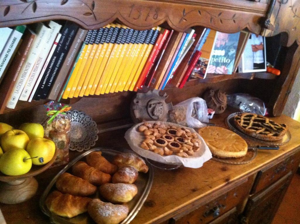 La Placette - Albergo Diffuso E Trattoria Usseaux Luaran gambar